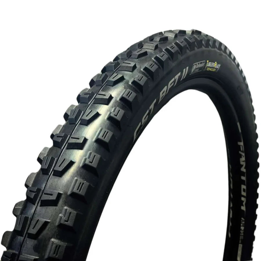 CST 29 X 2.40 C1752N BFT II